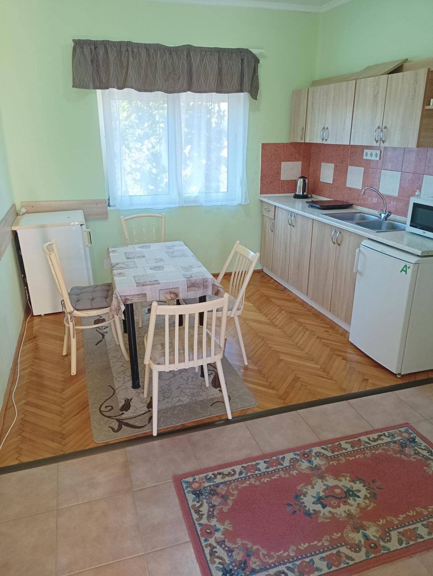 Bandi Vendeghaz Apartment Verpelet Ngoại thất bức ảnh